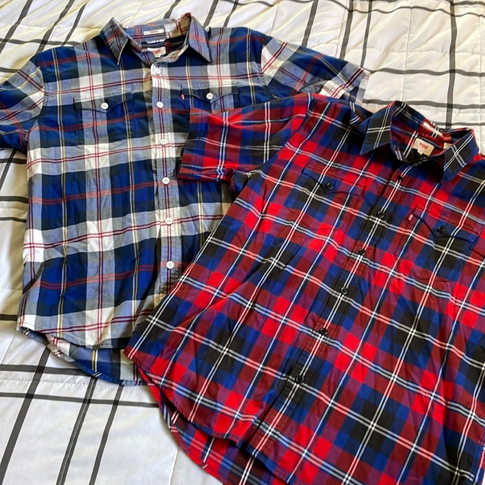 Levi’s Button Up Shirts
